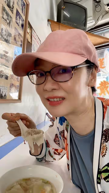 天后背後的男人！徐薇曝「潛入公司倒追尪」放話：最好馬上結婚　對方甘願「為愛辭職打拚」30年感情甜蜜