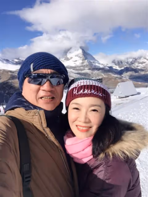 天后背後的男人！徐薇曝「潛入公司倒追尪」放話：最好馬上結婚　對方甘願「為愛辭職打拚」30年感情甜蜜