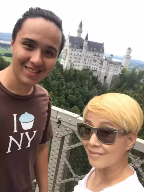 花2千萬斷開前夫!李明依曝「雙方各自碰到人生考驗」盡釋前嫌 「重新當回朋友」每周越洋視訊:做夢想不到