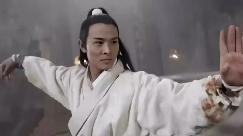張無忌不要亂演,滿臉油膩,以老扮嫩太尷尬,濾鏡都拯救不了!