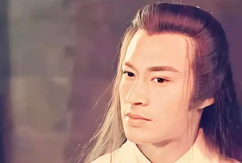 張無忌不要亂演,滿臉油膩,以老扮嫩太尷尬,濾鏡都拯救不了!