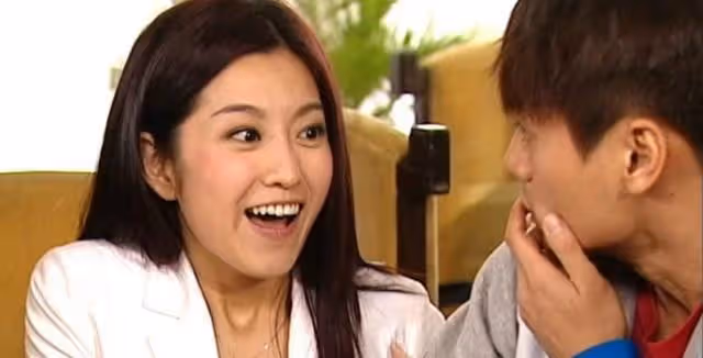 期待！TVB當紅女星與12年前「老公」再續前緣，二人樣貌竟無變化