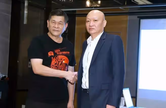 遲遲討不到錢！佩真突曝「負債1500萬」哭求澎恰恰還錢　對方卻喊「我才懶的鳥」她暴怒：什麼叫作我放話