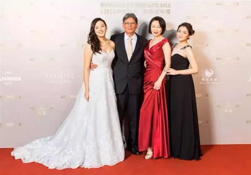 母女相差40歲!張瓊姿「試管5次終得女」不喊苦:感情似三姊妹「丈夫經歷2場大病」結婚27年共患難