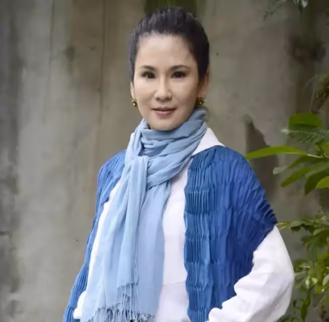 57歲「葉歡」消失6年罕現身！堅持不婚隱居山林，網友讚「驚人樣貌美到哭！」，她直言：感恩修行淨化我的心靈！