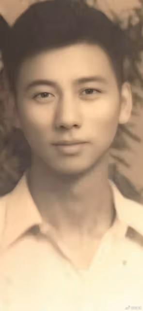 翁虹曬照為95歲父親慶生,曝翁爸曾被確診讓她擔憂,曬出老爸年輕照片讓網友驚讚:原來阿公年輕時也是帥哥一枚