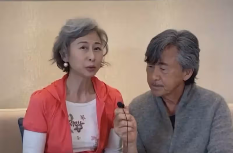 林子祥夫婦罕見露面！兩人身形消瘦變化大，滿頭「白發」卻很般配，葉倩文被贊「優雅老去」很自然