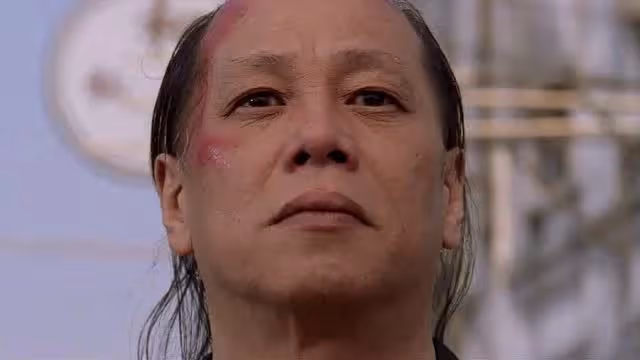 《功夫》幕後：周星馳三顧茅廬請元秋，卻與洪金寶梁小龍「結怨」