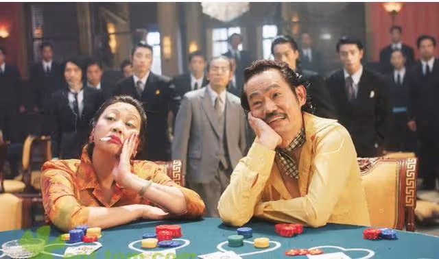 《功夫》幕後:周星馳三顧茅廬請元秋,卻與洪金寶梁小龍「結怨」