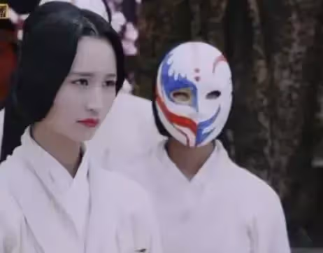 任嘉倫開豪車陪妻子逛街，大火後即宣布結婚，稱不會撩妹會帶孩子