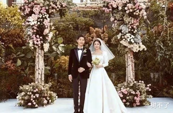 世紀cp離婚!到底誰出軌了?