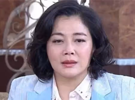 她拍了十幾年戲！因名字普通一直不溫不火　26年積蓄「被家人掏空」走時捐器官救活8人