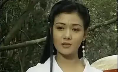 她拍了十幾年戲！因名字普通一直不溫不火　26年積蓄「被家人掏空」走時捐器官救活8人
