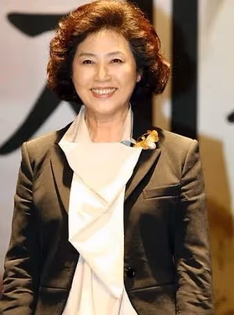 正宮未動,小三先行,手段之高,堪比李嘉欣,關之琳