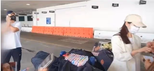 玄彬孫藝珍度蜜月遇風波,在機場被粉絲圍住,長達30分鐘寸步難行