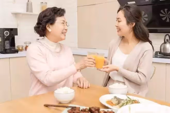 生孩子可以借你錢,等能掙錢了再還,丈夫堅持AA制,懷孕妻子崩潰