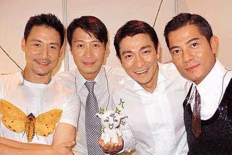 「四大天王」卸妝前後差距明顯,網友:劉德華讓人不敢相信眼睛