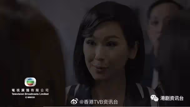 突發!TVB新劇被投訴下架,黃婉華塗黑面扮外傭惹爭議