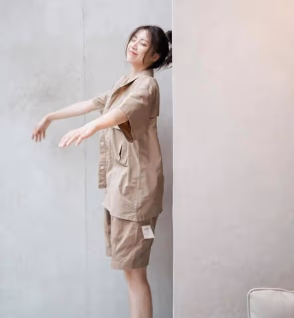 澄清絕無可能!TVB小花被傳與大15歲男星發展地下情:莫名其妙