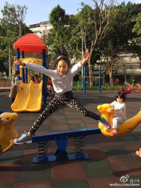 不一樣的星二代!小S14歲女「拿下亞洲代言」表現力被怒贊,媽媽曾育買衣不可過1000