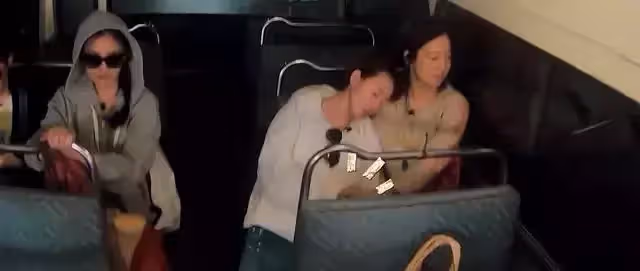 小S初中藝術照曝光,臉型比姐姐精緻流暢,但氣質相差還是蠻大的