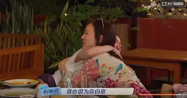 小S初中藝術照曝光,臉型比姐姐精緻流暢,但氣質相差還是蠻大的