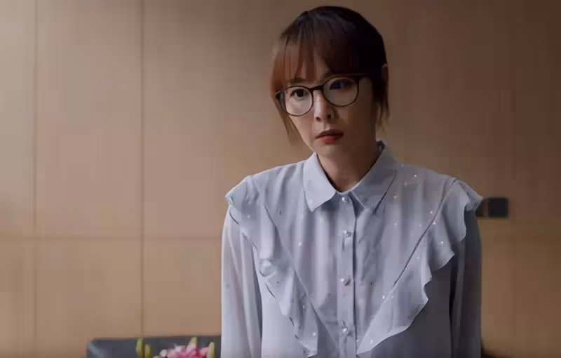 婆婆：我家家規，兒媳要等婆婆吃完才上桌，兒媳：這是我家，我家也有家規