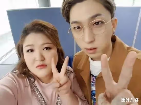 好甜!韓國知名說唱歌手結婚啦!逃離狗公司之後的他生活越來越好了!