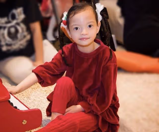 香港知名女星復出錄綜藝！大女兒患基因疾病，11歲仍沒有學會說話