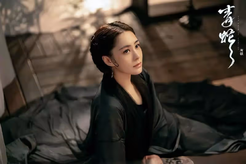 41歲阿嬌太美了!新片飾演青蛇宛如出水芙蓉,網友:真的好美