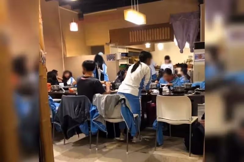 高中生慶生「包下半個火鍋店」唱歌超大聲！女學生「突起身舉動」萬人暖推：臺灣教育還有救