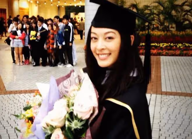 陳冠希前女友顏穎思近況,39歲保養得宜,已結婚生娃成大公司高層