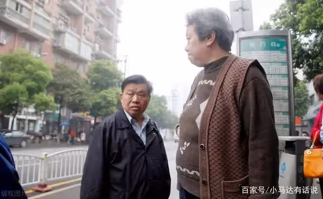 為什麼人過60歲後「不願跟老伴共眠?」 3位過來人說出各自苦衷:無奈心酸
