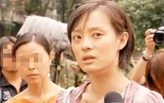 孫儷「1件衣服穿8年」年賺上億卻超節儉!褲子起球嚴重仍不舍扔,眼尖網友「翻出20年前舊照對比」:這才是榜樣