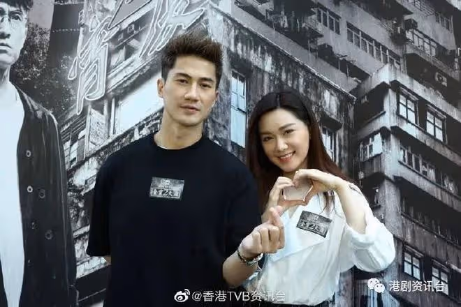 林峯Skin Head造型示人！陪老婆囡囡行山頂享受親子樂