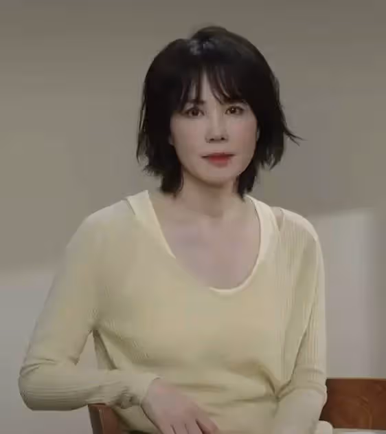 人生贏家！天后前夫「娶嬌妻秀恩愛」　王菲不甘落後：與謝霆鋒複合8年「愛情滋潤」52歲凍齡如少女