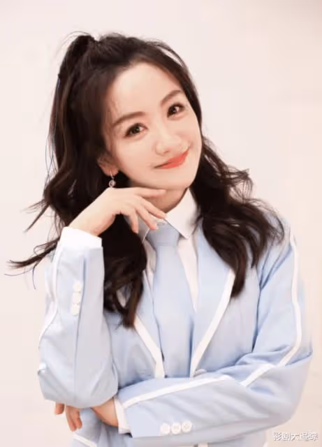 水原希子直播崩潰痛哭!哭到不能自已,也不忘曝光日娛潛規則內幕
