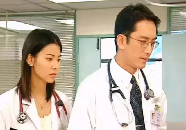 負責任好男人!吳啟華離婚「對前妻照顧有加」全家同出遊 對女兒愧疚「月花77萬補償」流露父愛