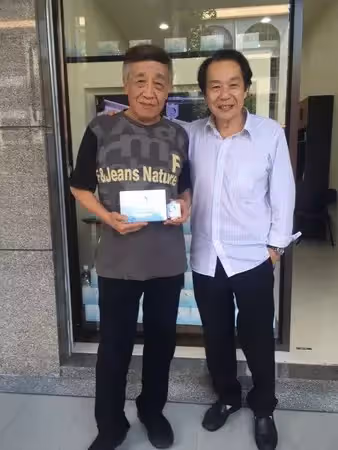實力寵妻!張帝與小33歲妻天天鬥嘴「卻買三重房掛妻名下」 結婚紀念日獻大禮「戒除50年習慣」:再也不碰