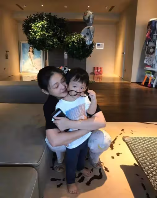 身價大增！大S老公具俊曄臺灣巡演，最低消費比看王菲演唱會還貴