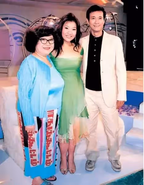 沈殿霞31歲女兒發福胖成球,卻因顏值超高被評為女神:做最真實的自己
