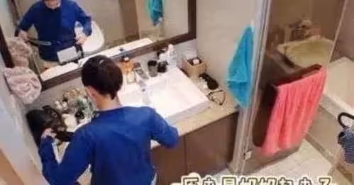 46歲賈靜雯「溫馨豪宅」內景曝光!家裡鋪著高級木地板,衣服多得只能掛走廊上,陽臺上一覽森林美景