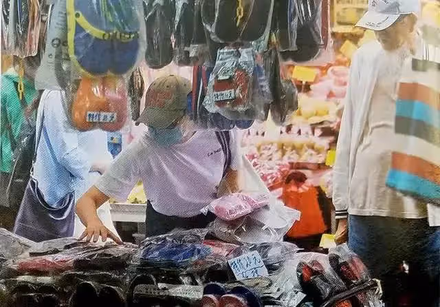 陳法蓉陪84歲老父過年,54歲享受單身,照顧父親與父同住,網友:真是有女萬事足