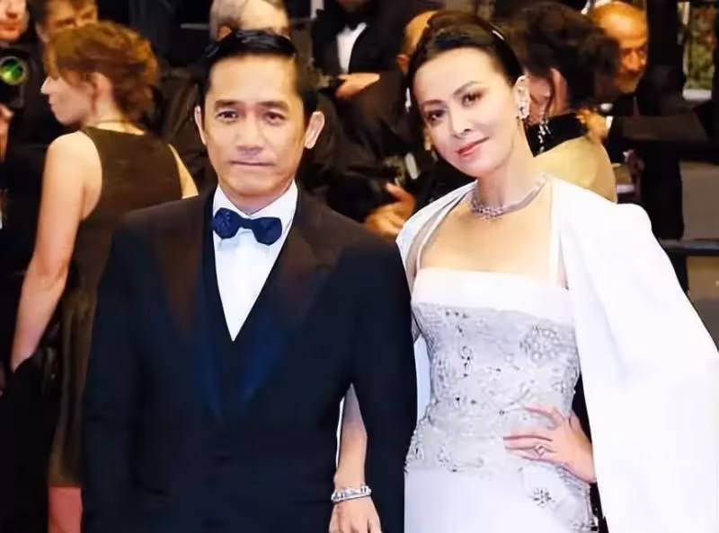 被港圈視若神明的白龍王，梁朝偉認他做乾爹，為何一生不見劉嘉玲