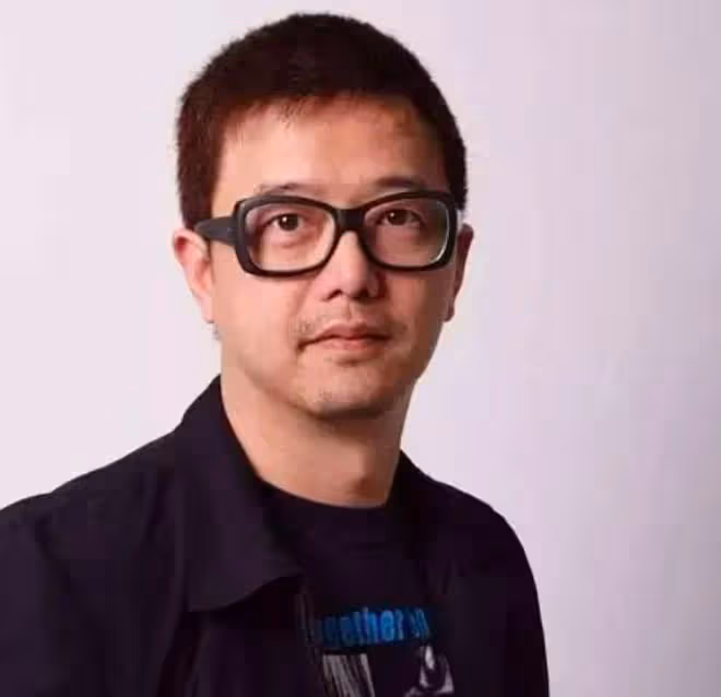 張延老公罕露面打扮樸素,已回港發展與妻子聚少離多,卻無損感情