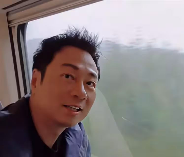 TVB藝人組團「北上」撈金,蔡少芬住千萬豪宅,劉愷威卻慘淡收場