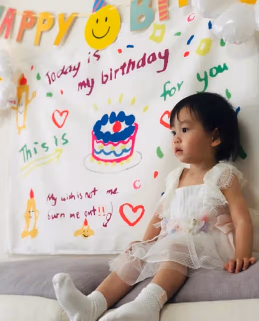 楊怡夫婦開派對為女兒慶生,2歲愛女大眼像爸,老公不介意要三胎