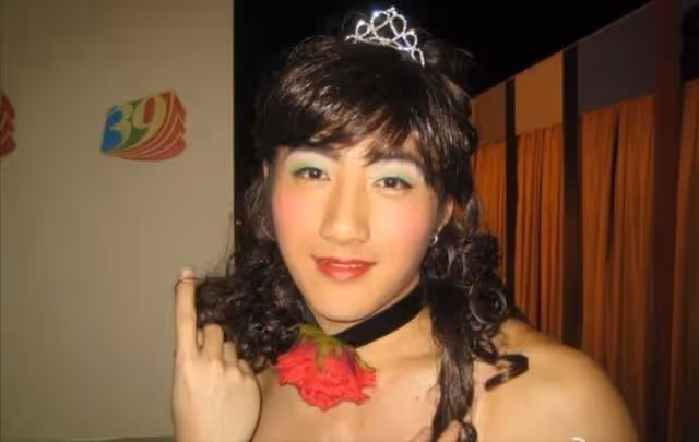 前TVB知名男星扮女人跳舞化身天氣小姐,自言反串最像林夏薇