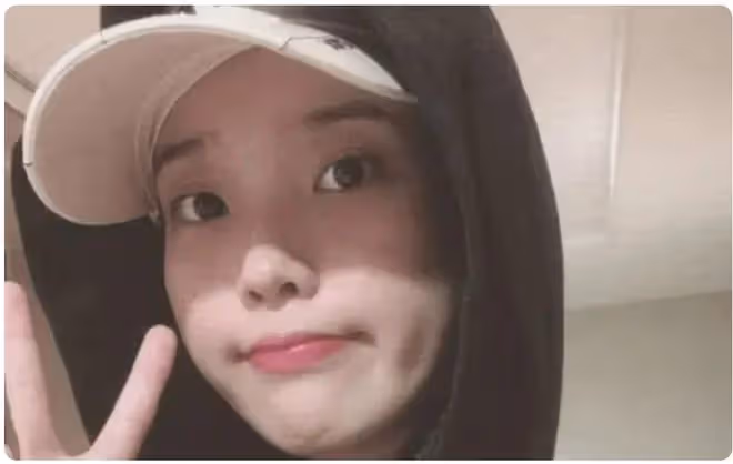 南韓第一女solo,演藝事業發展順利,收穫黃子韜為迷弟