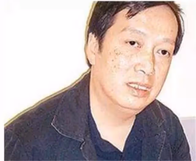 玉女打星李賽鳳,富豪丈夫一則聲明讓她身敗名裂,一夜成港圈笑話